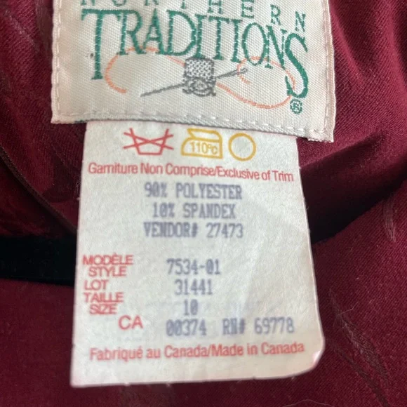 Elegant Sleeveless Maxi Dress in Deep Wine - Picture 5 of 5